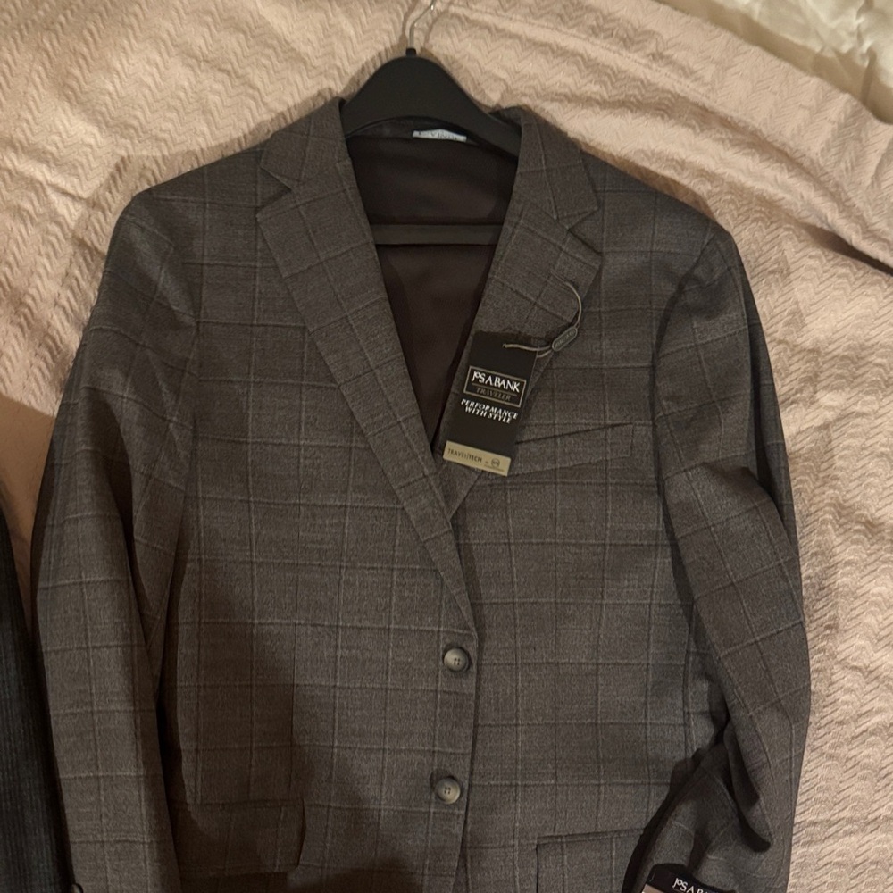 Brand new unworn 44R Jos A Bank sport coat